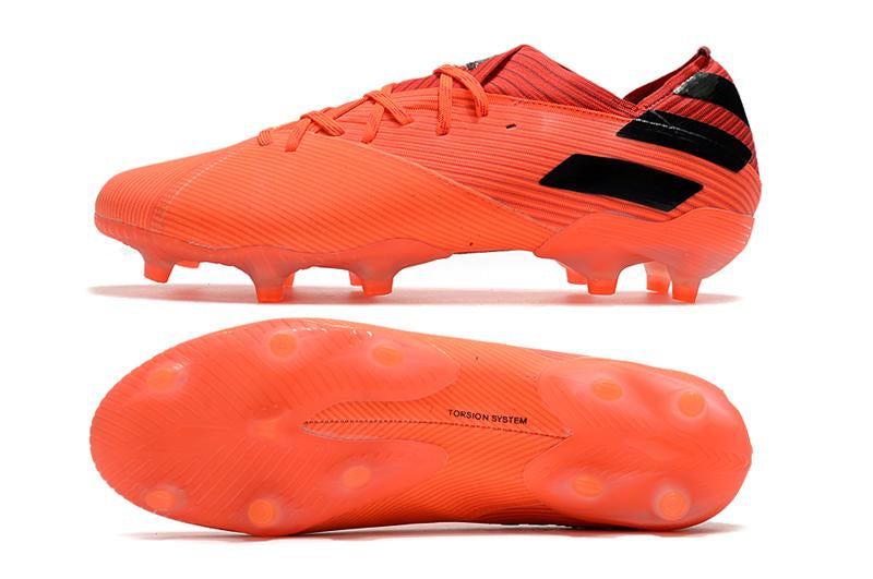 Chuteira Nemeziz 191 Campo–Confortável