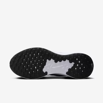 Nike Revolution 7–Elegante