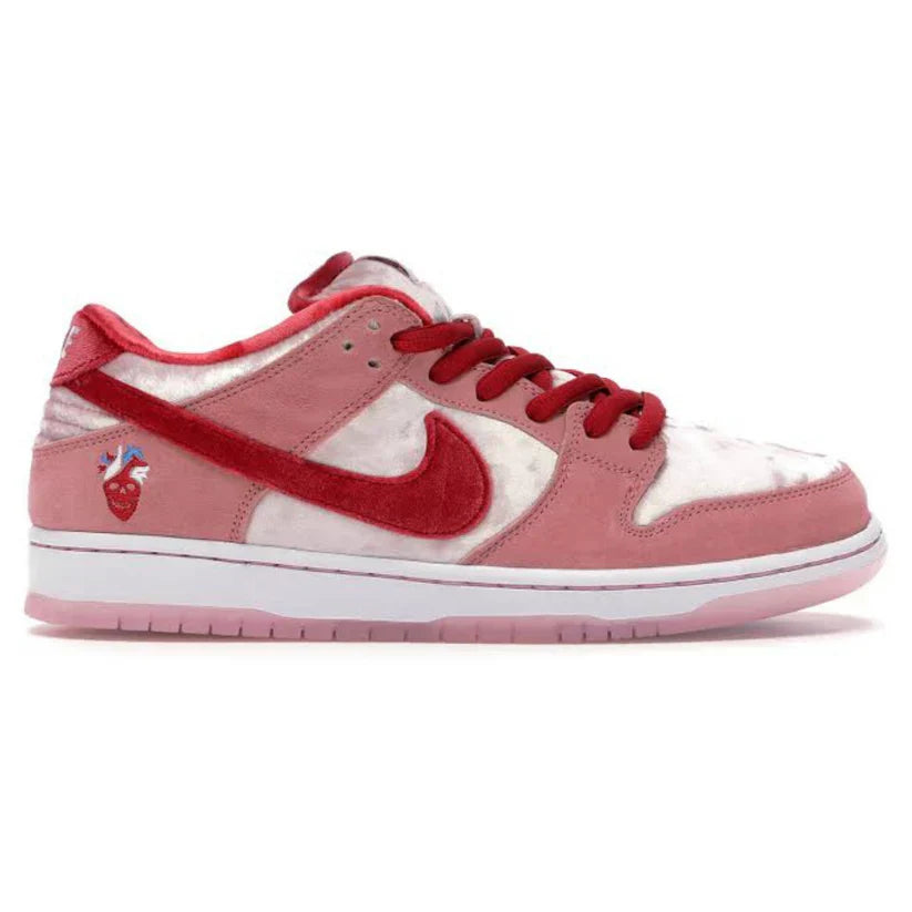 Nike SB Dunk Low Strangelove–Exclusivo