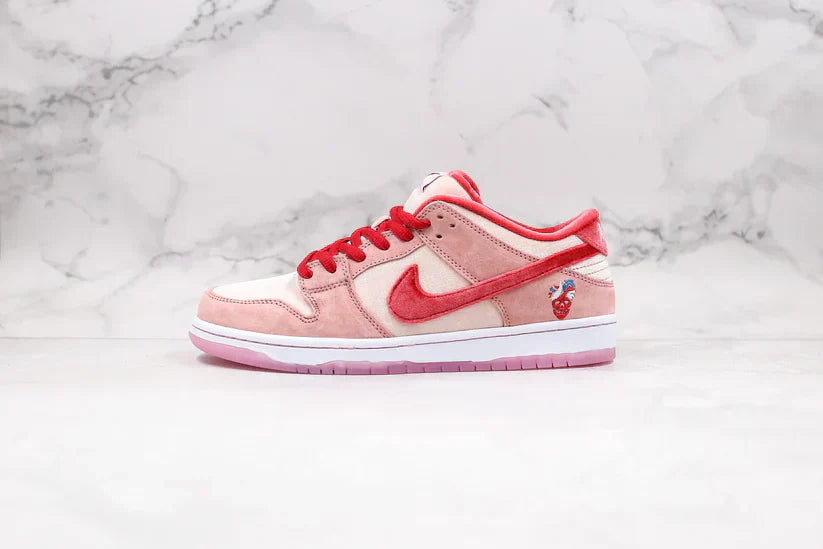 Nike SB Dunk Low Strangelove–Exclusivo