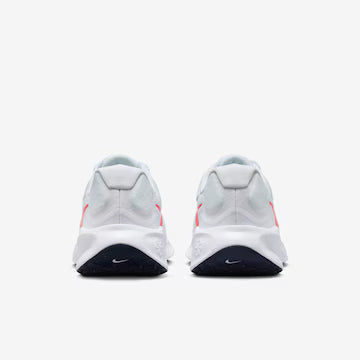 Nike Revolution 7–Premium