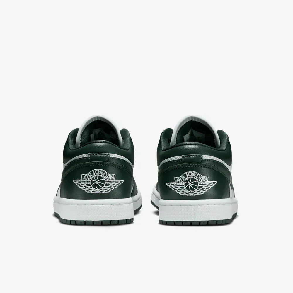 Air Jordan 1 Low Galactic Jade–Elegante