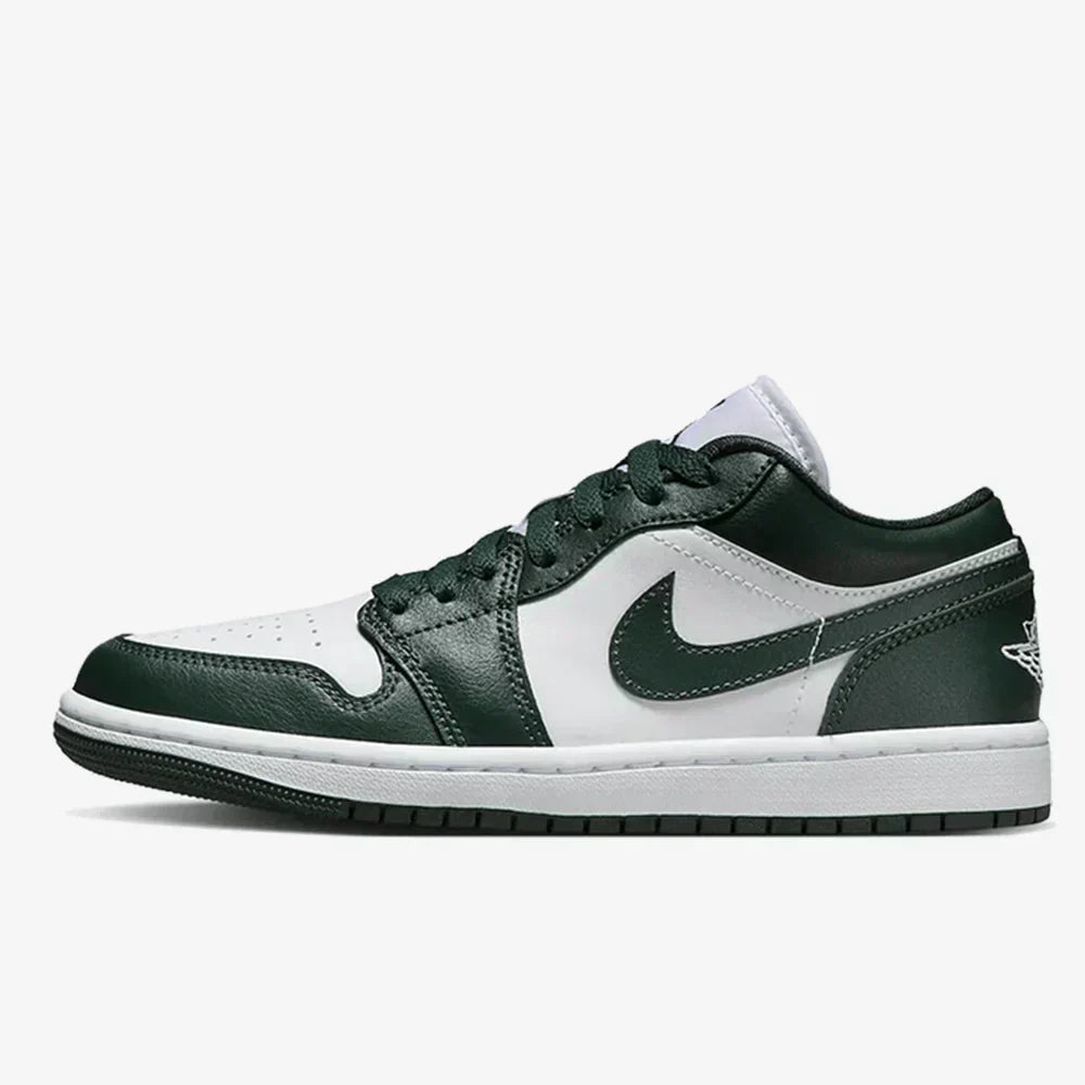 Air Jordan 1 Low Galactic Jade–Elegante
