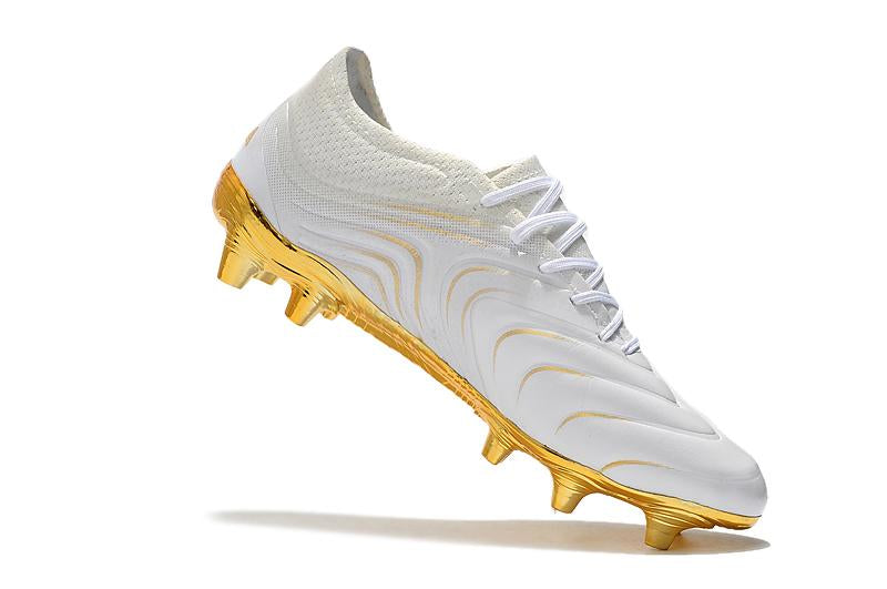 Chuteira Copa 19 Campo–Clássico