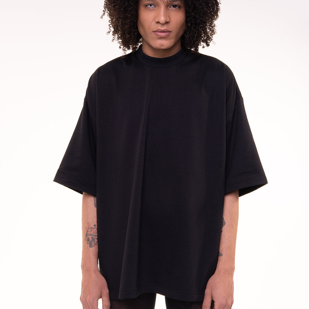 Camiseta Individu Oversized Black–Elegante