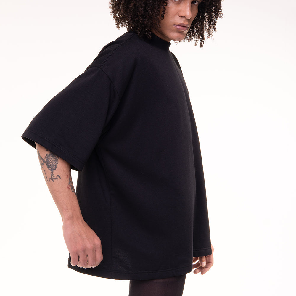 Camiseta Individu Oversized Black–Elegante