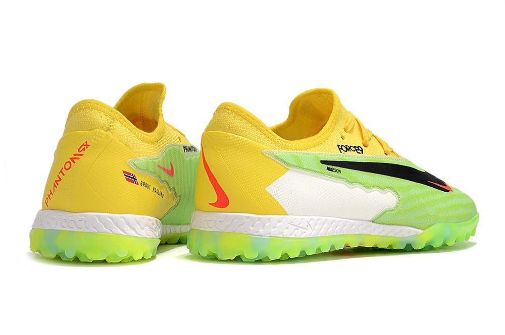 Chuteira Phantom GX Pro Society–Elegante