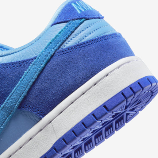 SB Dunk Low Blue Raspberry–Premium
