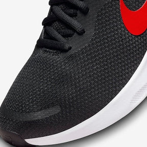 Nike Revolution 7–Elegante