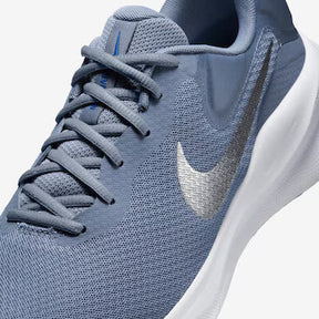 Nike Revolution 7–Confortável