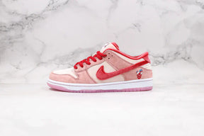 Nike SB Dunk Low Strangelove–Exclusivo