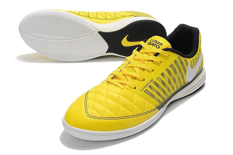 Chuteira Lunar Gato II Futsal–Elegante