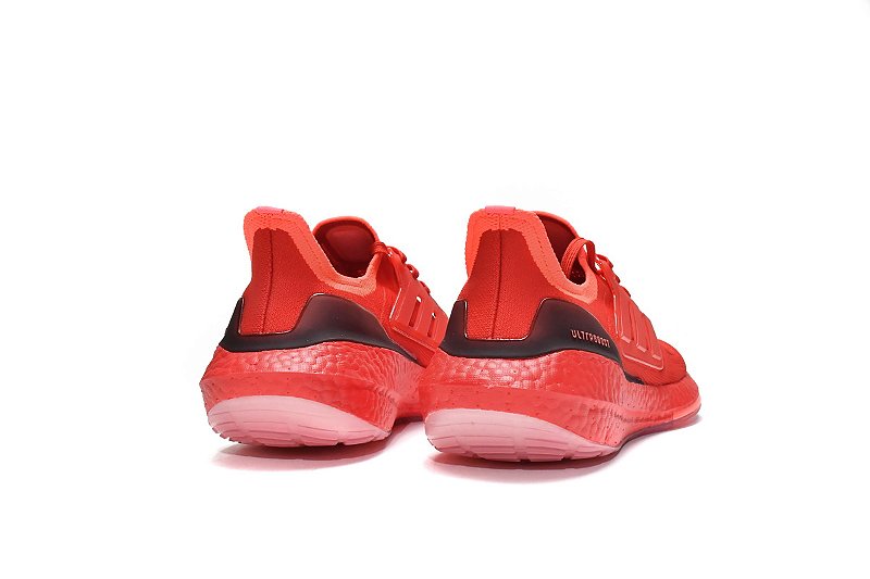Ultraboost 22 Vivid Red–Confortável