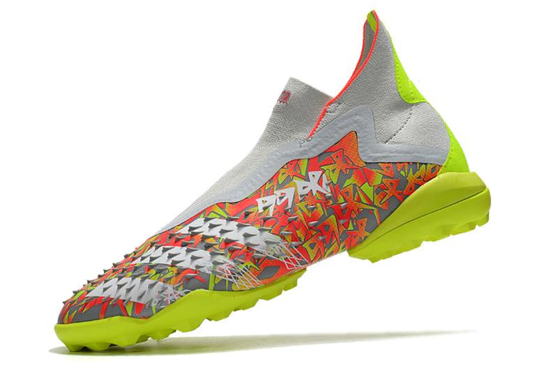 Chuteira Predator Freak 1 Society–Exclusivo