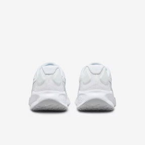 Nike Revolution 7–Premium