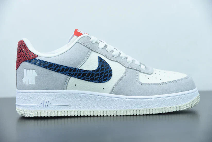 Nike Air Force 1 Low SP Undefeated 5 On It Dunk vs AF1–Clássico