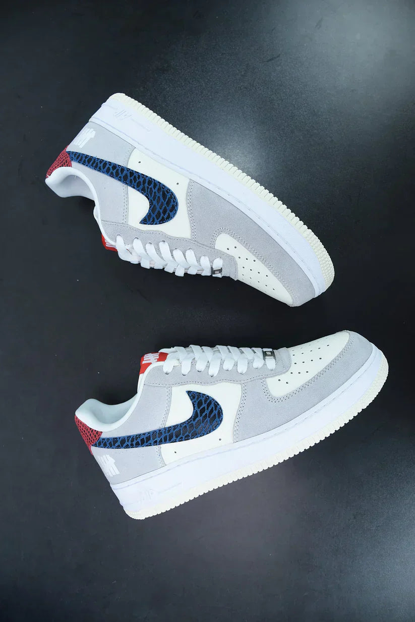 Nike Air Force 1 Low SP Undefeated 5 On It Dunk vs AF1–Clássico