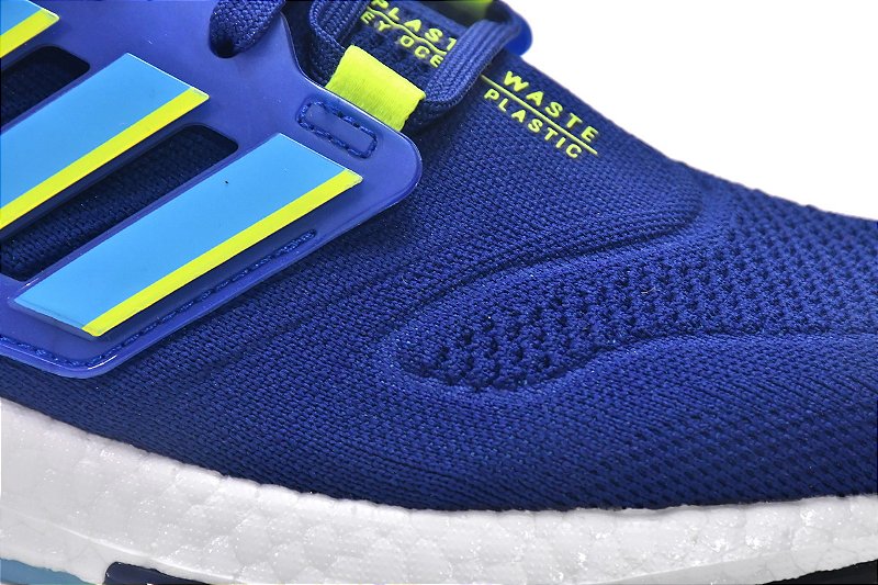 Ultraboost 22 Legacy Indigo Solar Yellow–Elegante