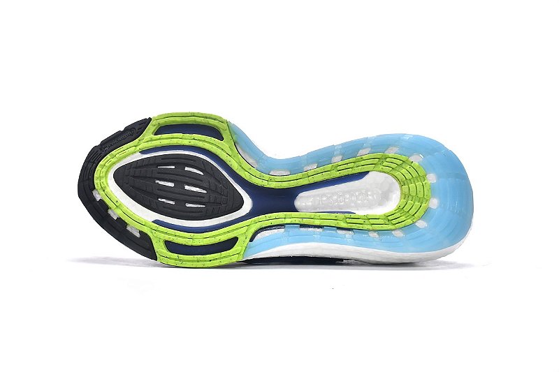 Ultraboost 22 Legacy Indigo Solar Yellow–Elegante