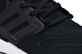 Ultraboost 22 Collegiate Navy–Confortável