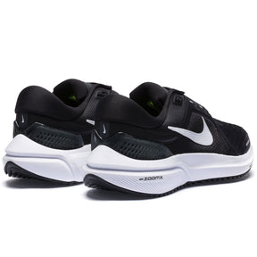 Air Zoom Vomero 16 -–Clássico