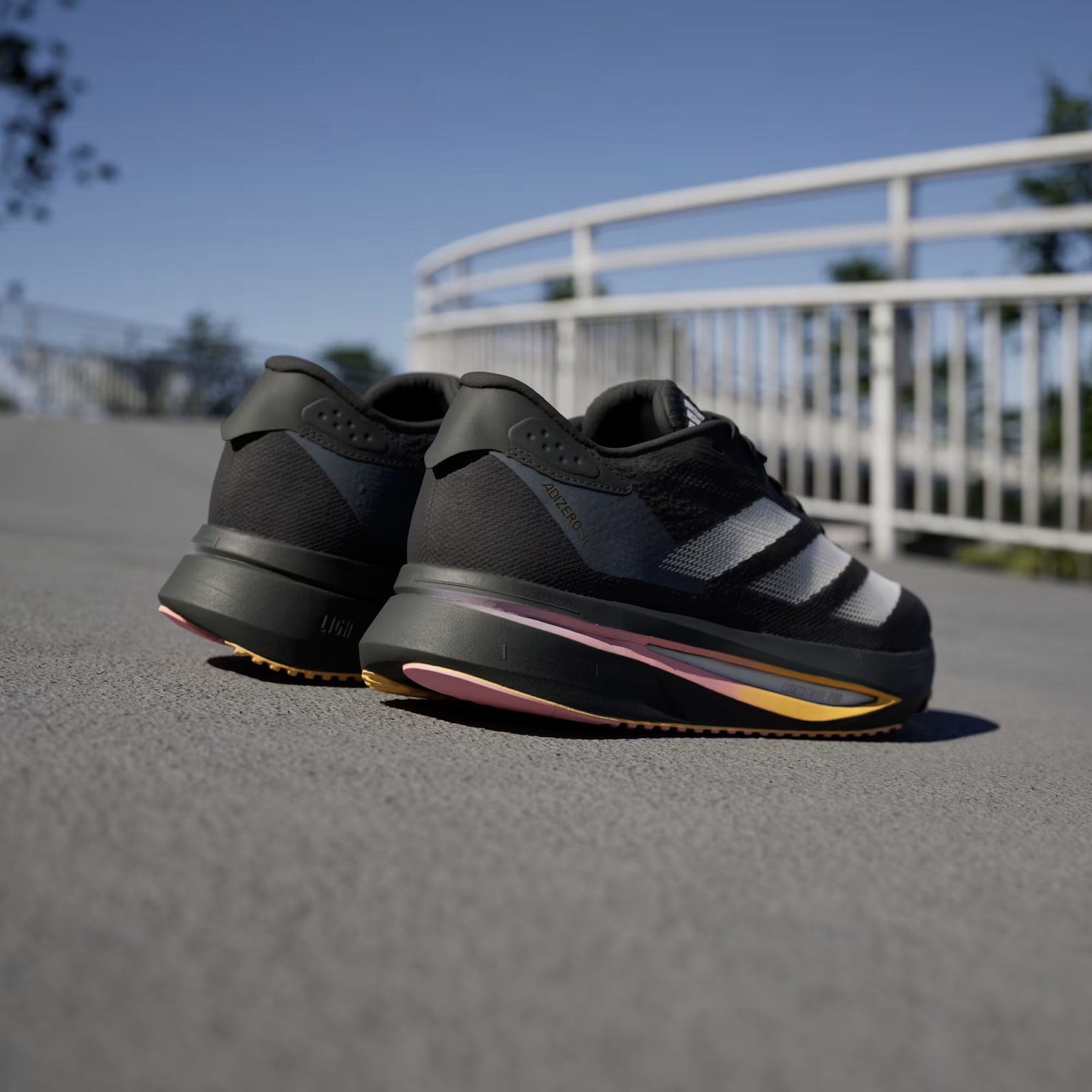 CORRIDA ADIZERO SL2 SPARK–Premium