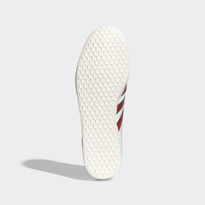 Gazelle Indoor Branco com–Vermelho Vibrante