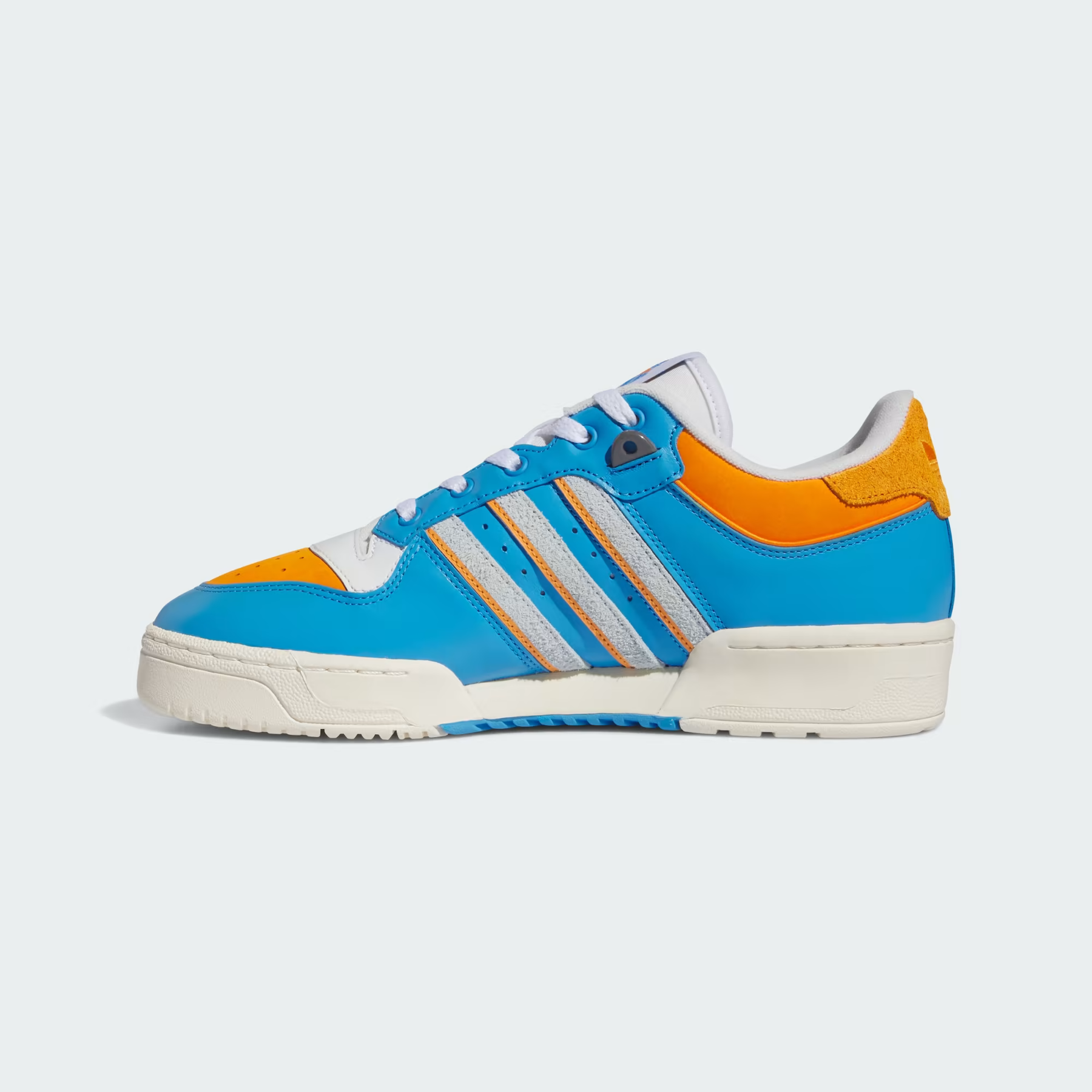 ADIDAS RIVALRY LOW ITCHY–Clássico