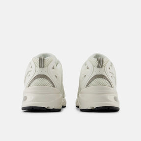 530 Unisex Branco e–Verde Nature