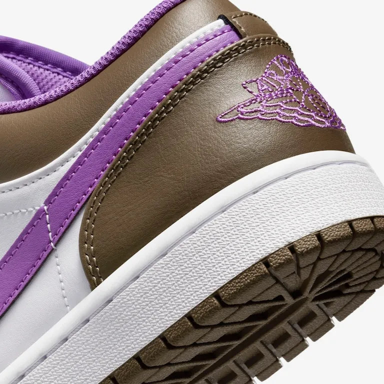 Air Jordan 1 Low Palomino–Elegante