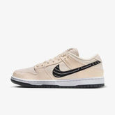 Albino x SB Dunk Low Pearl White–Preto Black