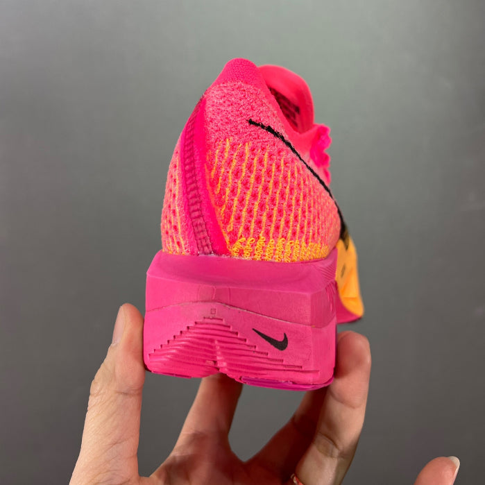 Air Zoom X Vaporfly Next3 Hyper Pink–Confortável