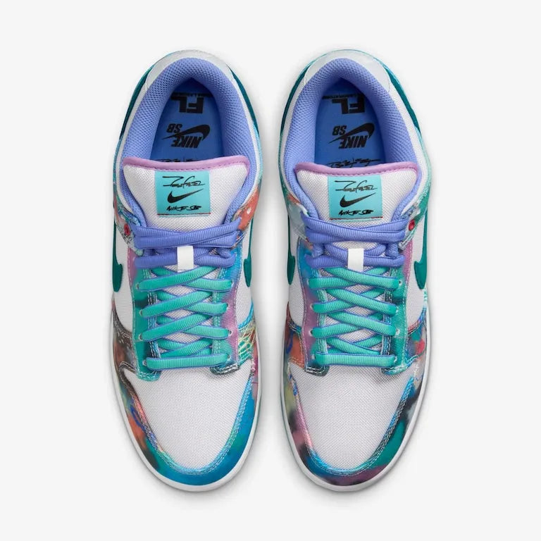 Futura Laboratories x SB Dunk Low White and Geode Teal–Exclusivo