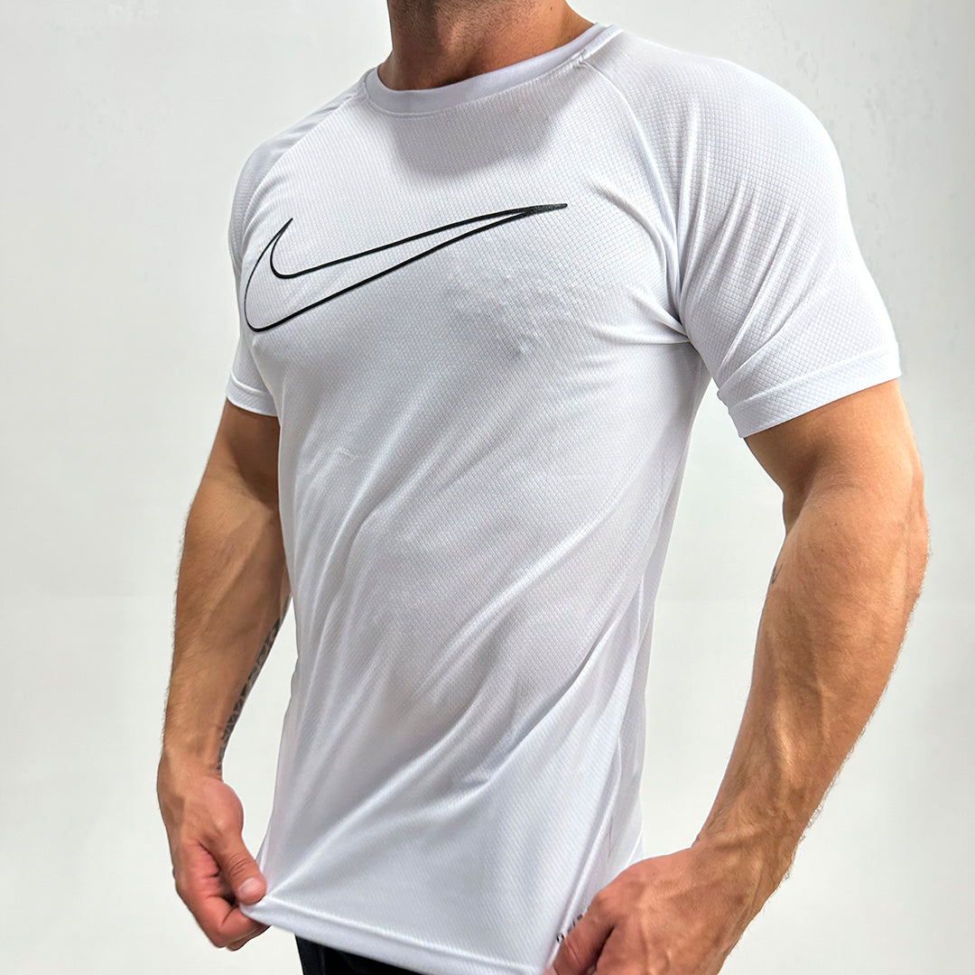 Camiseta Dry Fit Legacy–Confortável