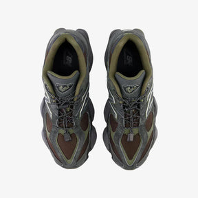 9060 Blacktop–Elegante