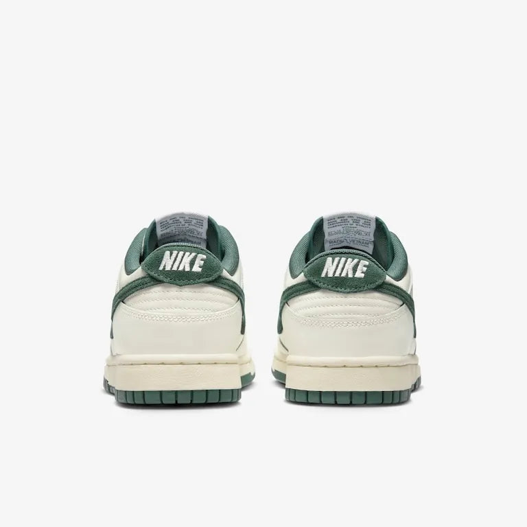 Dunk Low Athletic Department Deep Jungle–Confortável