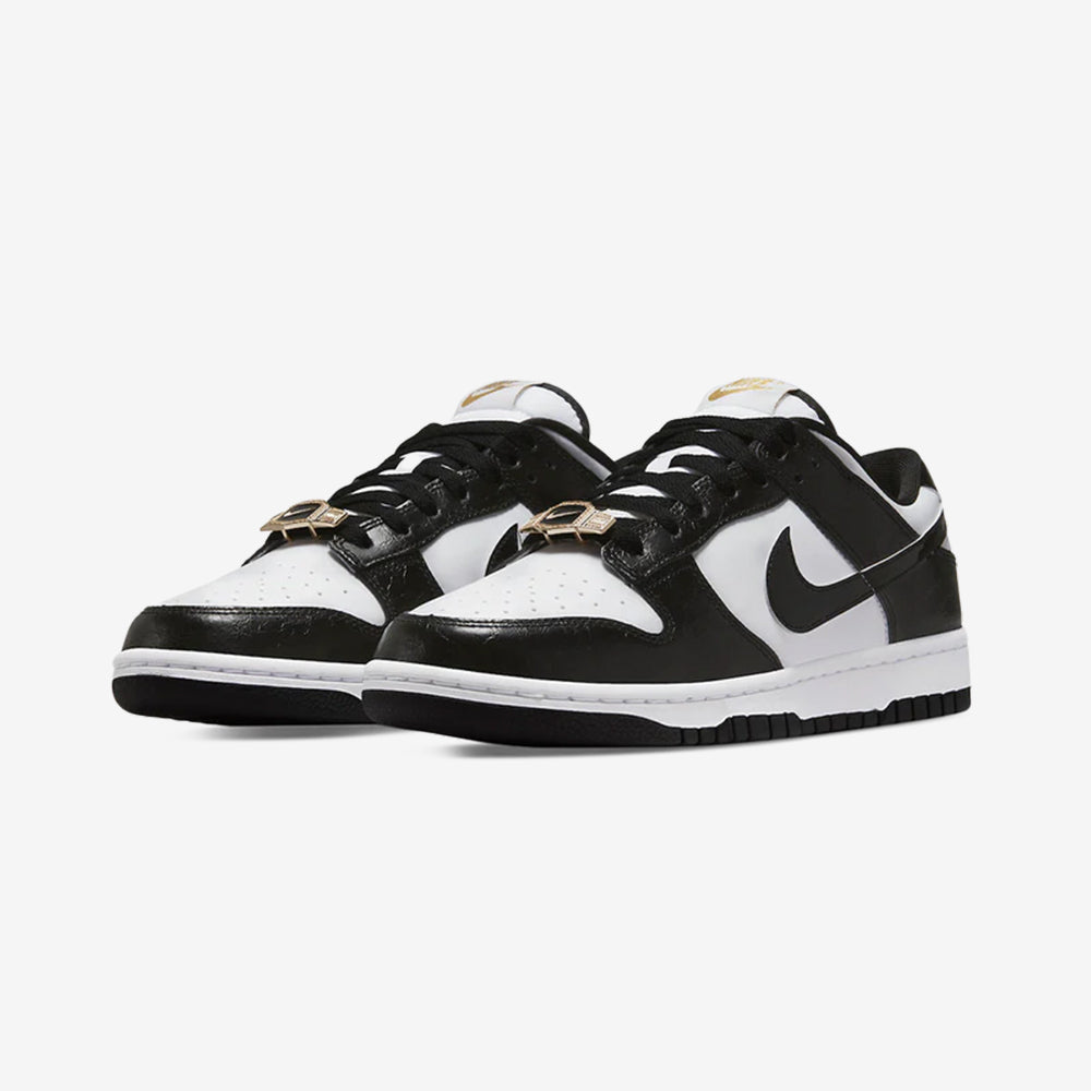 Dunk Low Black World Champ–Clássico
