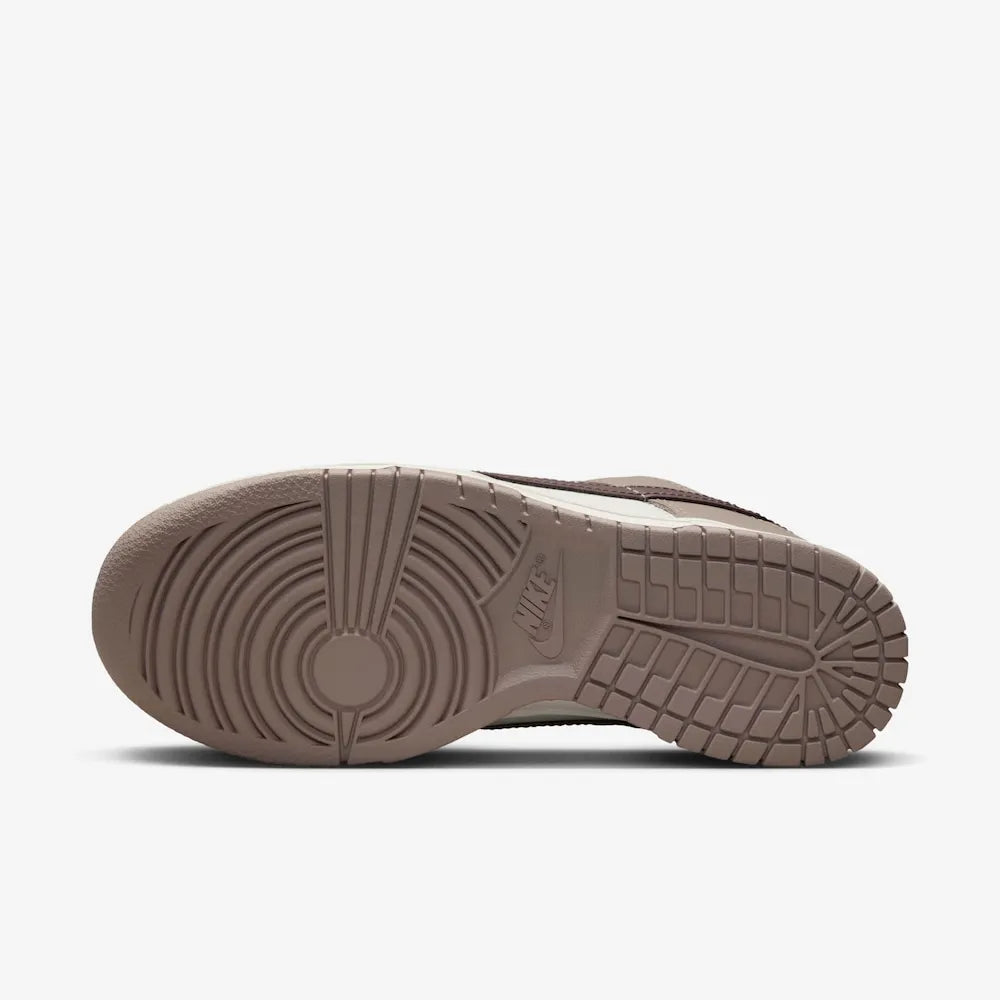 Dunk Low Diffused Taupe–Elegante