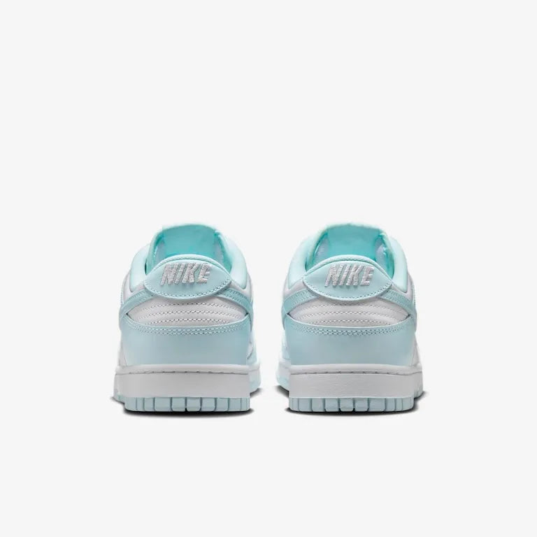 Dunk Low Glacier Blue–Elegante