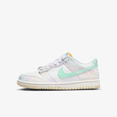 Dunk Low Pastel Paisley–Clássico