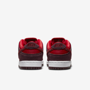 SB Dunk Low Cherry–Elegante