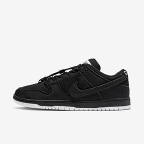 SB Dunk Low Gnarhunters–Premium