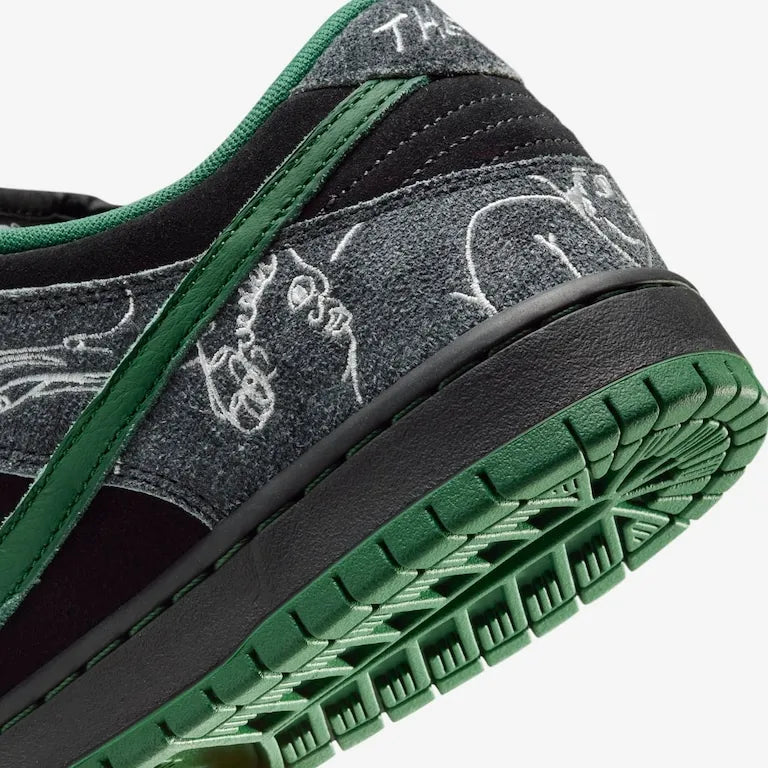 There Skateboards x SB Dunk Low Anthracite and Gorge Green–Confortável