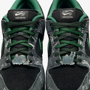 There Skateboards x SB Dunk Low Anthracite and Gorge Green–Confortável