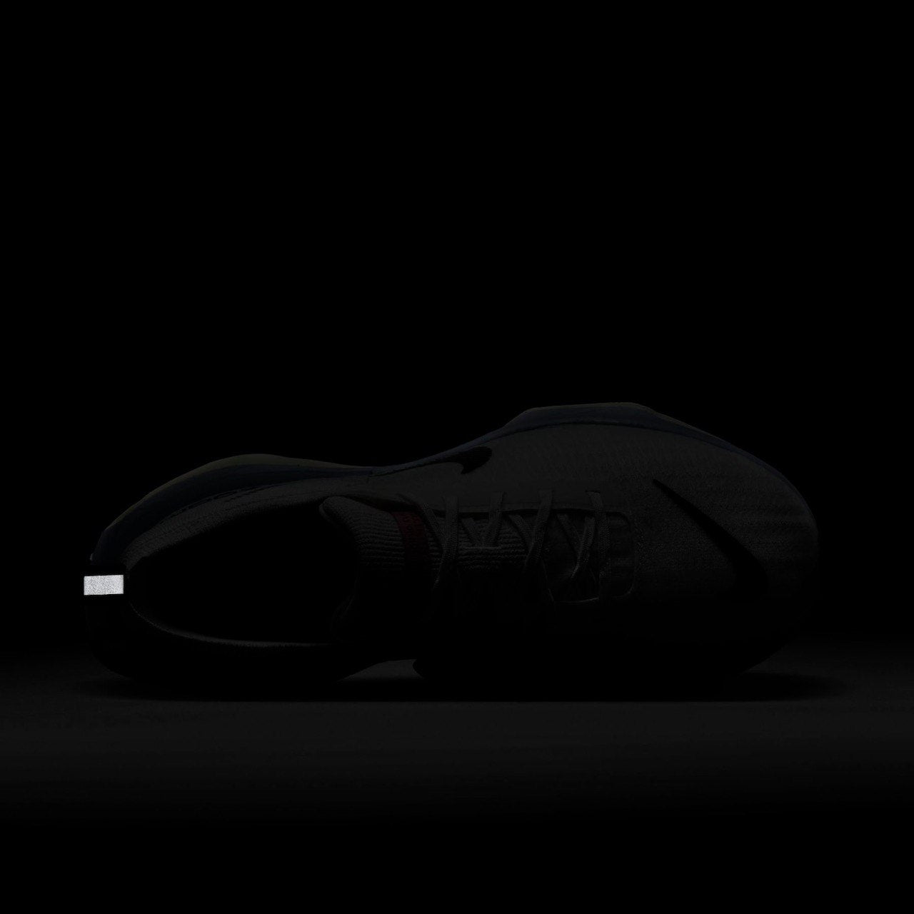 Invencible Run 3 White Cobalt Bliss–Exclusivo