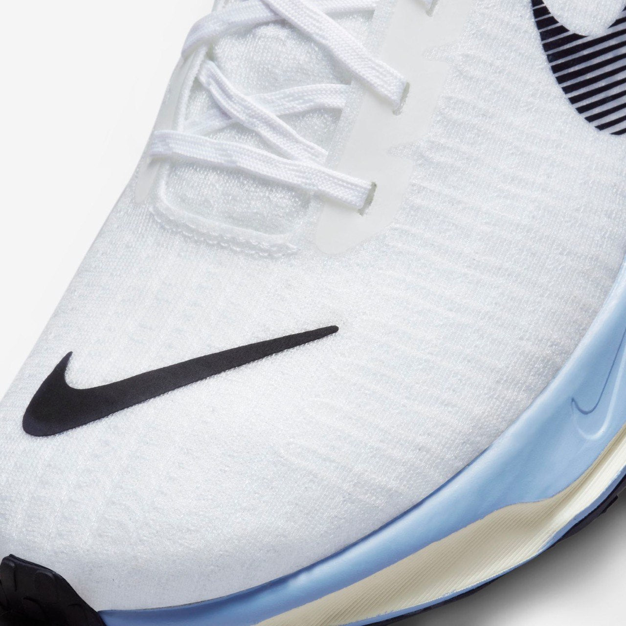 Invencible Run 3 White Cobalt Bliss–Exclusivo