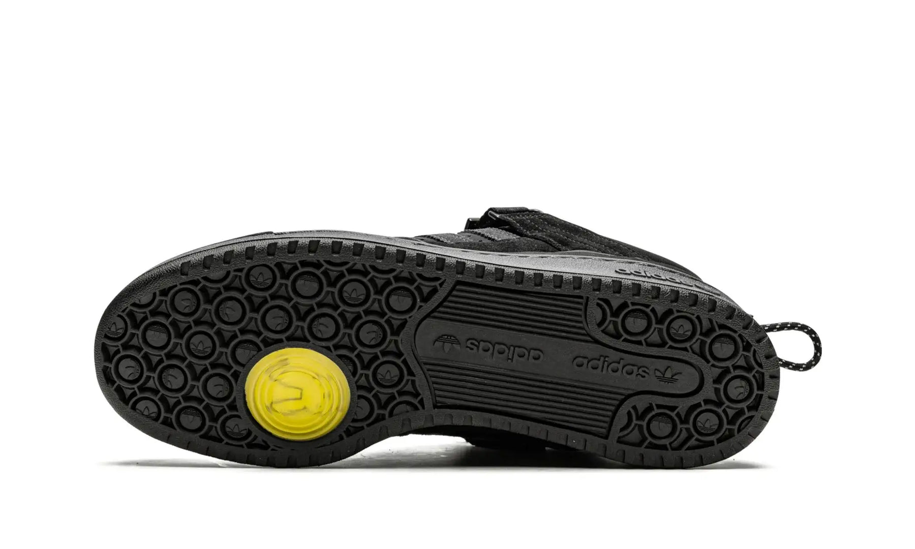 Forum x Bad Bunny Back to School–Elegante