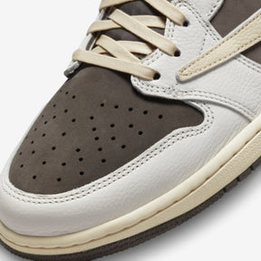 Travis Scott x Air Jordan 1 Low Reverse Mocha–Exclusivo
