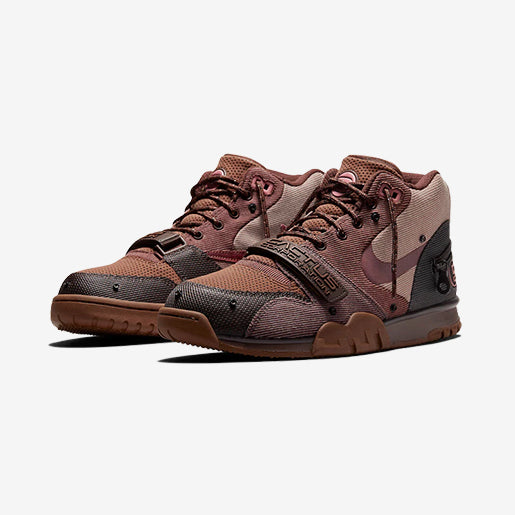 Travis Scott x Air Trainer Archeo Brown and Rusty Pink–Clássico