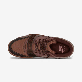 Travis Scott x Air Trainer Archeo Brown and Rusty Pink–Clássico